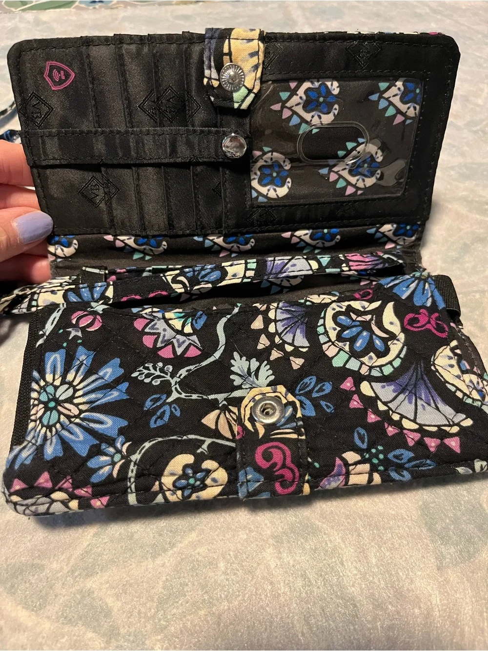 Vera Bradley Black Quilted Crossbody wallet  Pink Blue Floral Adj Strap 7X5